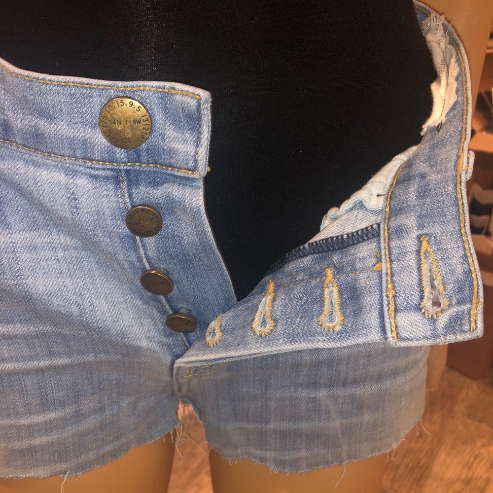 Current/Elliott Button Fly Distressed Shorts Sz 0 - image 5